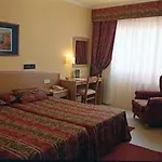 Faro Salazon Otel