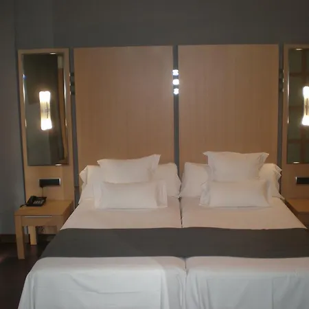 Faro Salazon Hotel 3*