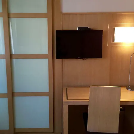 法鲁萨拉松酒店 桑亨霍