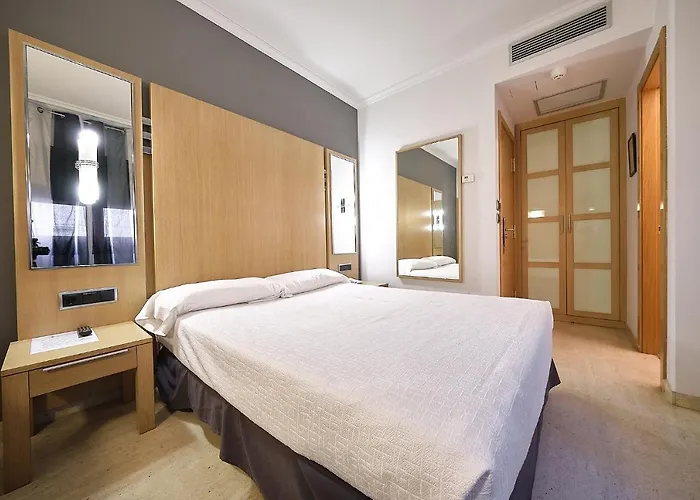 Faro Salazon Готель Саншеншо