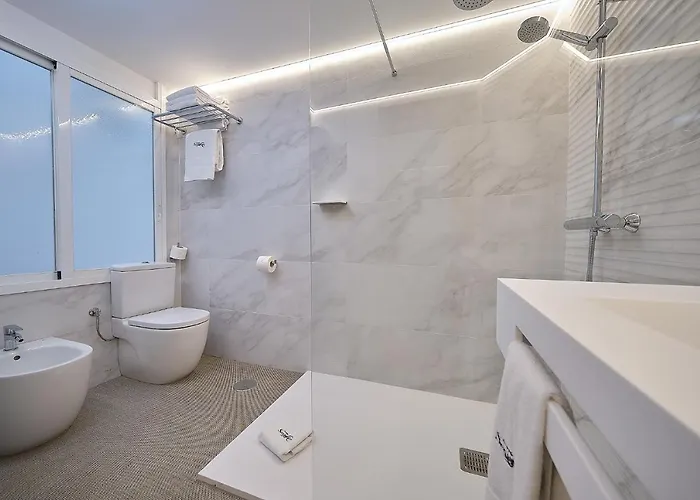 Faro Salazon Готель