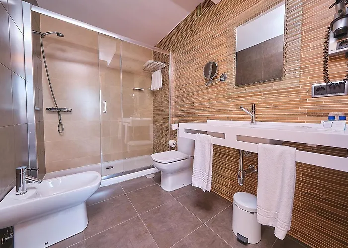 Faro Salazon Готель Саншеншо