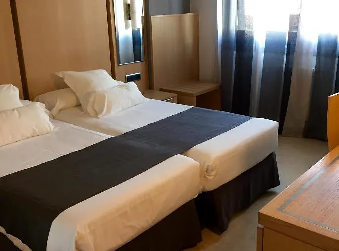 Отель Faro Salazon