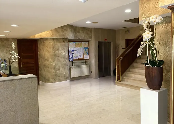 Отель Faro Salazon 3*